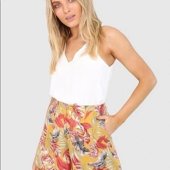 Womans Spring Yellow Orange Beachy Floral Summer Lightweight Shorts - Picture 5 of 5